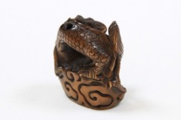 木彫り根付（りゅう）Hand-carved「Dragon」（きぼりねつけ（りゅう））　サンプル1