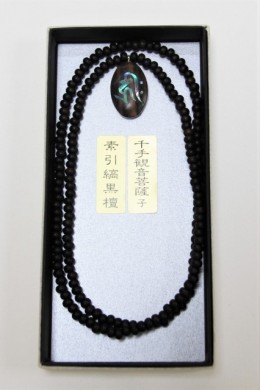 十二支 黒檀 らでんネックレス Mother-of-pearl necklace（じゅうにし こくたん らでんねっくれす）　サンプル2
