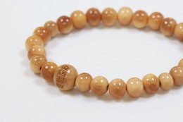 黄揚　アマビエ彫りブレスレット　Boxwood Bracelet「Amabie」（つげ　あまびえぼり）　サンプル1