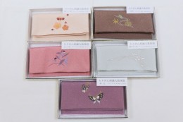 ちりめん刺繍入り 御念珠入れ Juzu case（おねんじゅいれ）　サンプル1