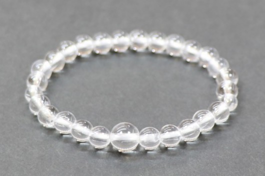 水晶ブレスレット　Quartz Bracelet（すいしょうぶれすれっと）