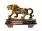 虎目石虎 Tiger's eye tiger
